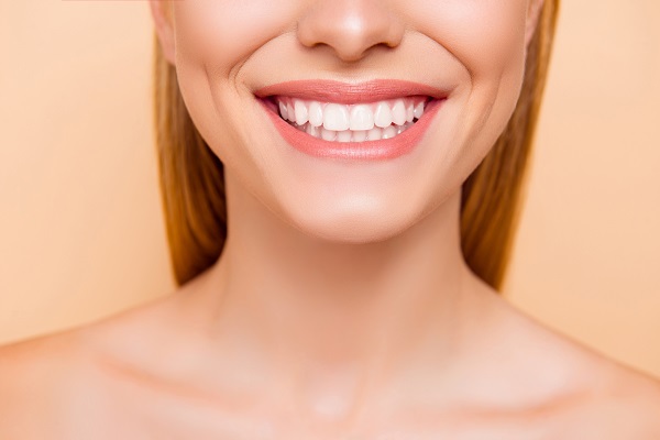 Dental Veneers: What They Treat And How Long Results Can Last