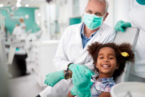 Why A Family Dentist Provide Fluoride For Children